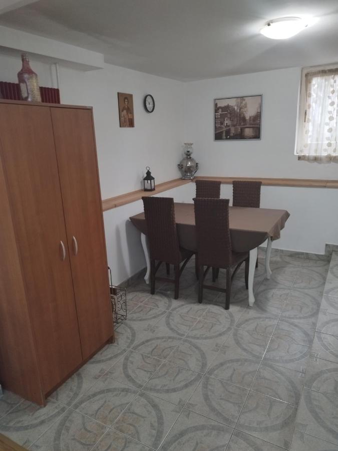 Goksi Apartment Subotica Esterno foto